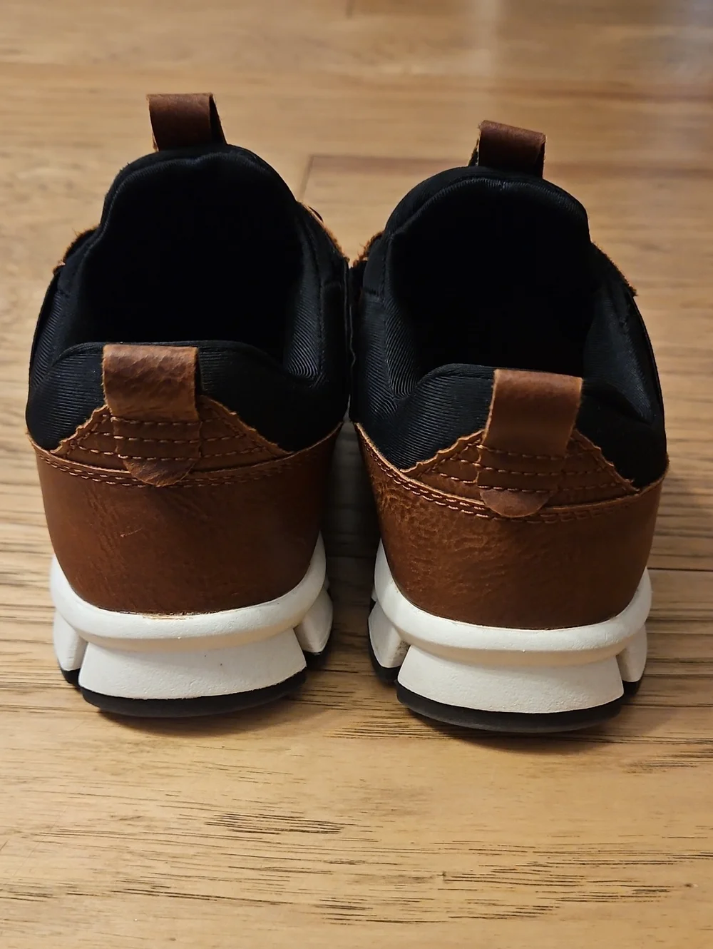 Deer Stags Unisex Child Betts Jr Sneaker Size 2 Dress Shoes Black Brown